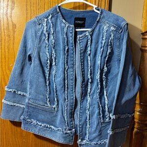 👖 Liverpool LA Distressed Denim Jacket – Size M (Like New!)